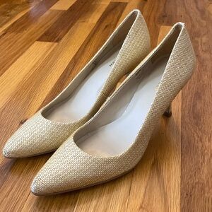 Osklen Women’s Tan Woven Heels Size 9